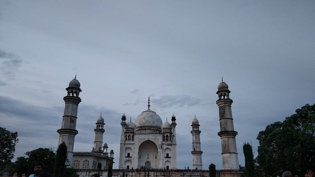 Bibi-ka-Maqbara