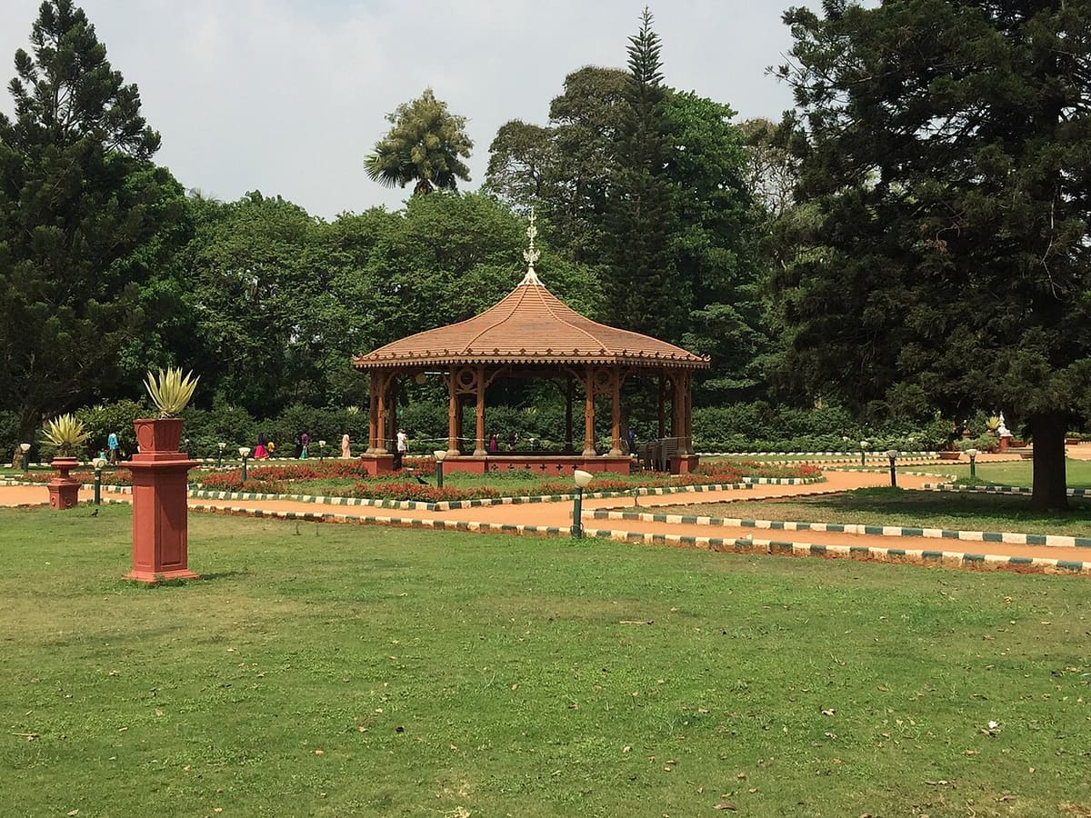 Relax in Lal Bagh