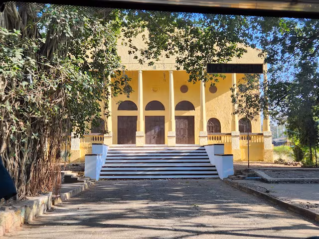 Bollywood Tour at Film City