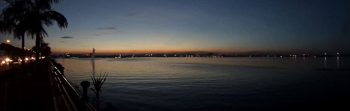 Enjoy the Show and Food at Hussain Sagar Lake