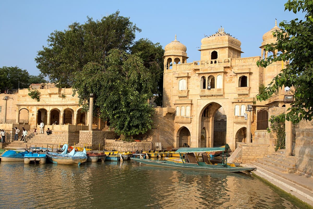 Gadisar Lake
