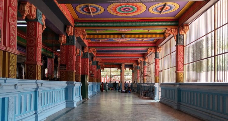 Pazhamudhir Solai
